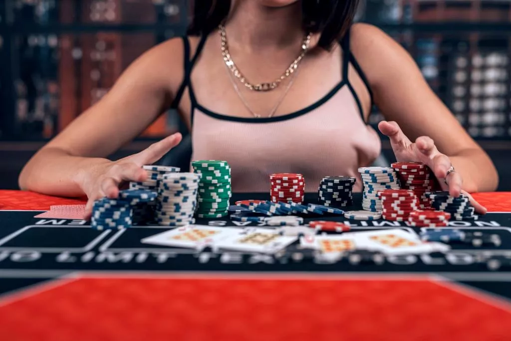 Online gambling in California is about as legal as wearing socks with sandals. The state has made it clear: no clicking for cash in California. Gambling in California